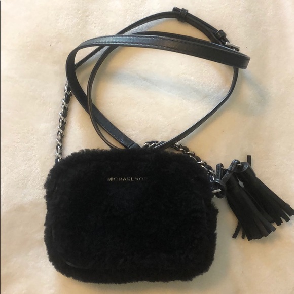 Michael Kors Handbags - FAUX fur Michael Kors crossbody
